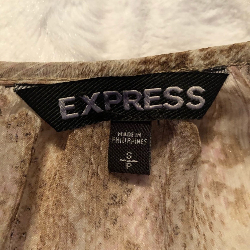 Express Blouse - Picture 2 of 2